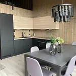 Skaidi Logde- 3 Bedroom Near Salomon River And Golf Course